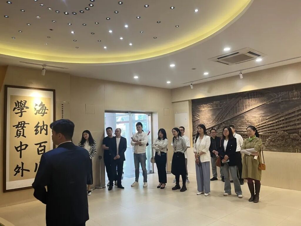 图片3.jpg 图片3.jpg